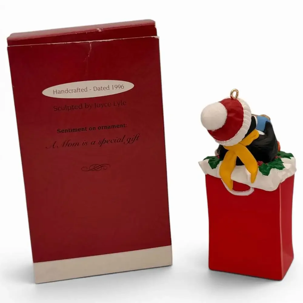 1996 Hallmark Keepsake Ornament A Mom is a Special Gift Penguin